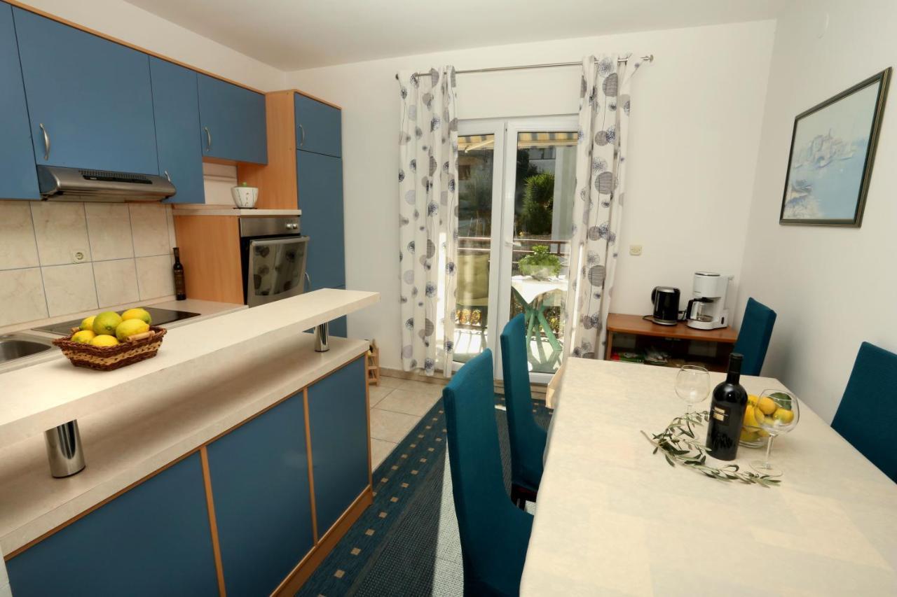 טרוגיר Apartments Sikirica מראה חיצוני תמונה