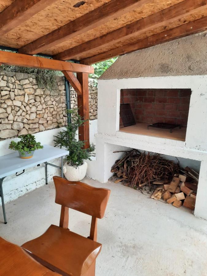 טרוגיר Apartments Sikirica מראה חיצוני תמונה