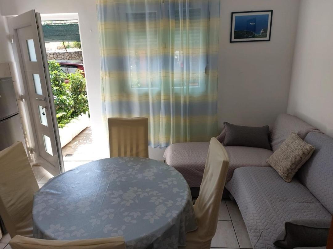 טרוגיר Apartments Sikirica מראה חיצוני תמונה